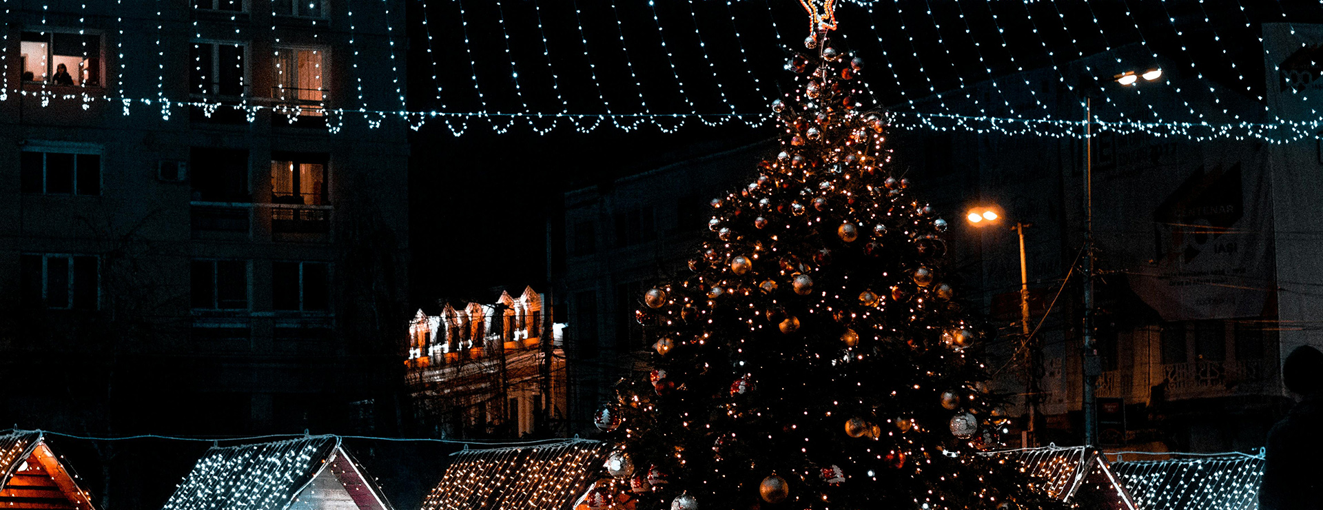 Christmas Decoration Shop -Christmas Decoration Shop pexels sebi pintilie 60915 759948